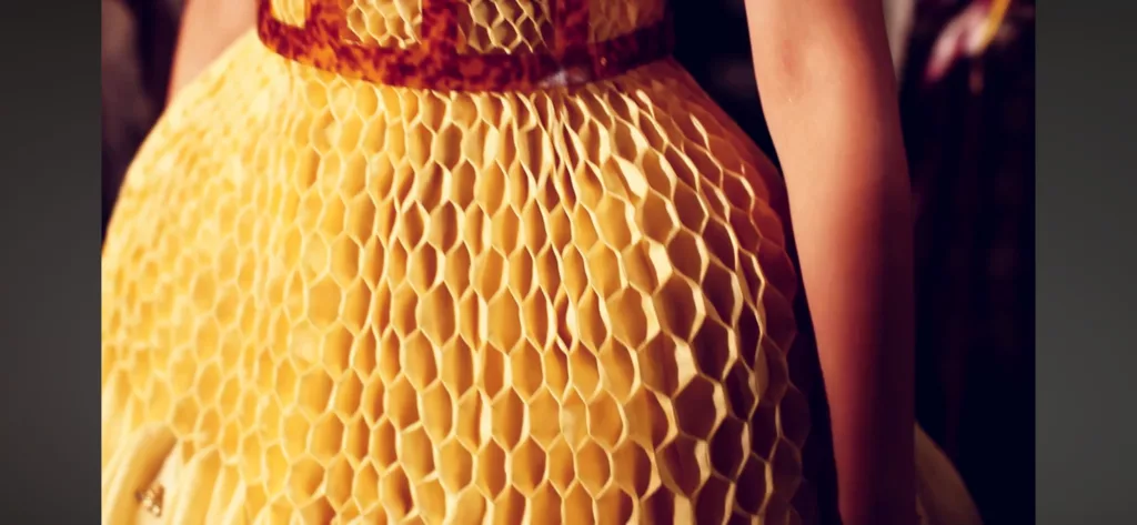 Honeycomb smocking Alexander Mcqueen Spring 2013